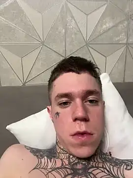Snapshot of adolf_loo chatting on 27, 12, 2024 adolf loo online show from 27, 12, 2024
