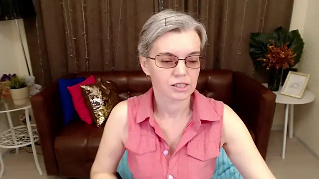 Cutie Erikaa1 online show from 22, 2, 2025