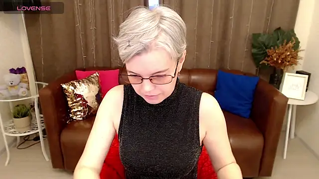 Cutie Erikaa1 online show from 22, 3, 2025