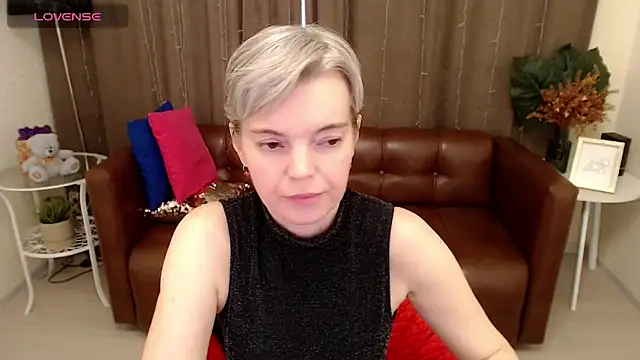 Cutie Erikaa1 online show from 23, 3, 2025