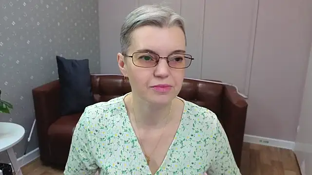 Cutie Erikaa1 online show from 20, 12, 2025