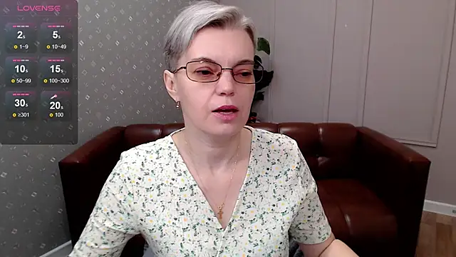 Snapshot of Cutie_Erikaa1 chatting on 3, 4, 2026 Cutie Erikaa1 online show from 3, 4, 2026