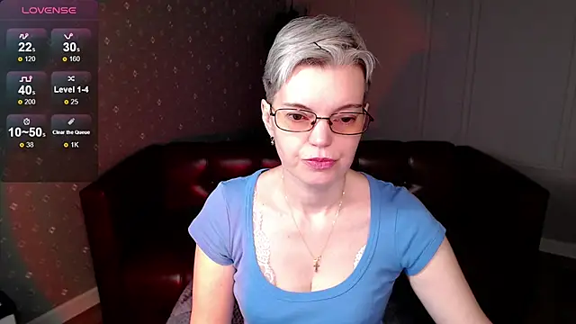 Snapshot of Cutie_Erikaa1 chatting on 5, 4, 2026 Cutie Erikaa1 online show from 5, 4, 2026