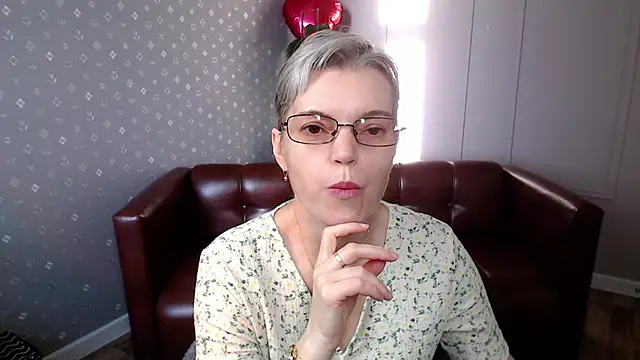Snapshot of Cutie_Erikaa1 chatting on 24, 4, 2026 Cutie Erikaa1 online show from 24, 4, 2026