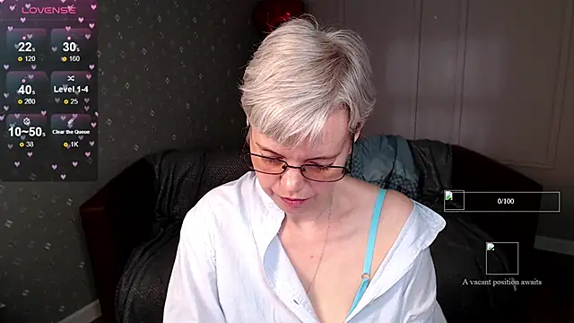 Snapshot of Cutie_Erikaa1 chatting on 1, 6, 2026 Cutie Erikaa1 online show from 1, 6, 2026