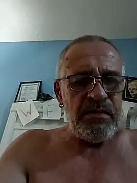 Snapshot of geilerschwanz64 chatting on 28, 12, 2024 geilerschwanz64 online show from 28, 12, 2024