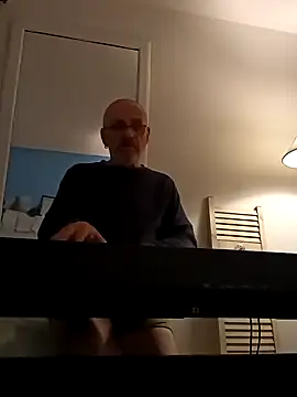 Snapshot of geilerschwanz64 chatting on 13, 1, 2025 geilerschwanz64 online show from 13, 1, 2025