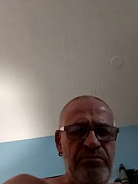 Snapshot of geilerschwanz64 chatting on 6, 2, 2025 geilerschwanz64 online show from 6, 2, 2025
