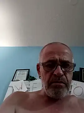 Snapshot of geilerschwanz64 chatting on 6, 2, 2025 geilerschwanz64 online show from 6, 2, 2025