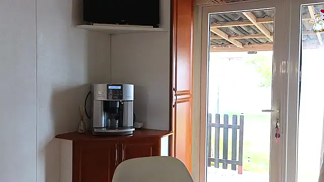 Snapshot of Miss_Milka chatting on 29, 9, 2025 Miss Milka online show from 29, 9, 2025