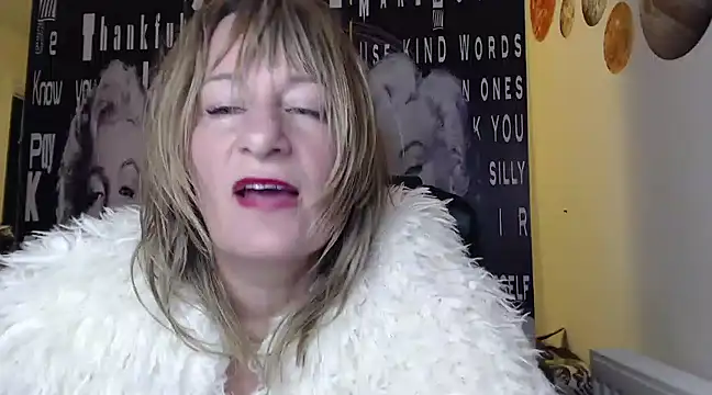 Snapshot of BettyDavisX chatting on 6, 12, 2024 BettyDavisX online show from 6, 12, 2024