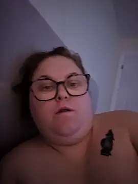 Tallulah-mae-xoxox online show from 12, 11, 2025