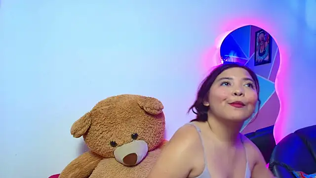 Snapshot of allysonn_fox chatting on 10, 9, 2025 allysonn fox online show from 10, 9, 2025