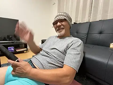 Snapshot of Grandpa29hijii chatting on 24, 10, 2025 Grandpa29hijii online show from 24, 10, 2025