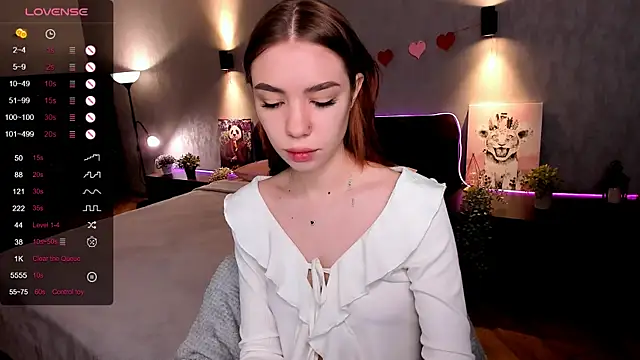 MilliBrown  online show from 12, 9, 2025