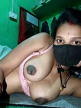 Snapshot of Hoty_girl_143 chatting on 2, 3, 2026 Hoty girl 143 online show from 2, 3, 2026