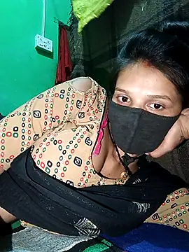 Snapshot of Hoty_girl_143 chatting on 13, 3, 2026 Hoty girl 143 online show from 13, 3, 2026