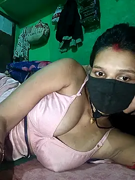 Snapshot of Hoty_girl_143 chatting on 31, 3, 2026 Hoty girl 143 online show from 31, 3, 2026