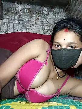 Hoty girl 143 online show from 11, 5, 2026