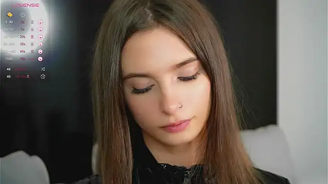 Snapshot of EvaLung777 chatting on 12, 9, 2025 EvaLung777 online show from 12, 9, 2025