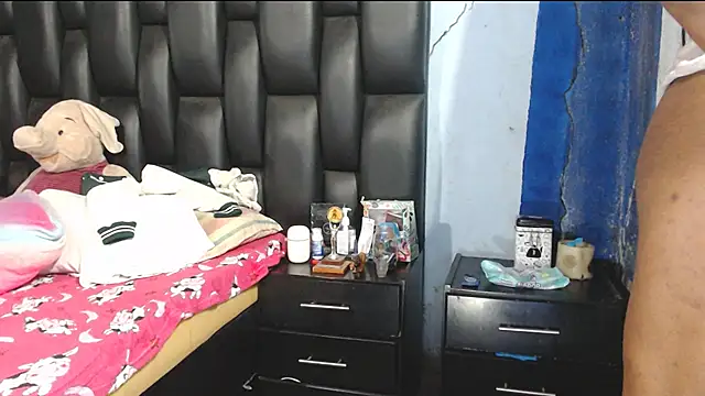 Snapshot of Kam54_ chatting on 5, 12, 2024 Kam54 online show from 5, 12, 2024