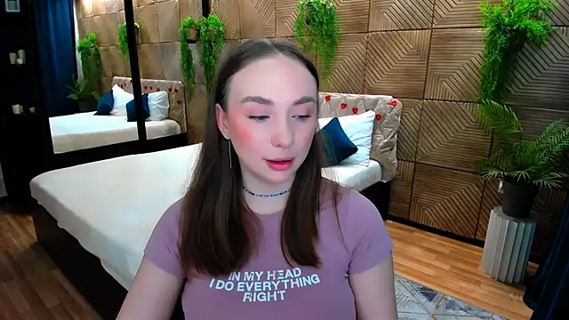 Snapshot of TrueReincarnation chatting on 3, 4, 2026 TrueReincarnation online show from 3, 4, 2026
