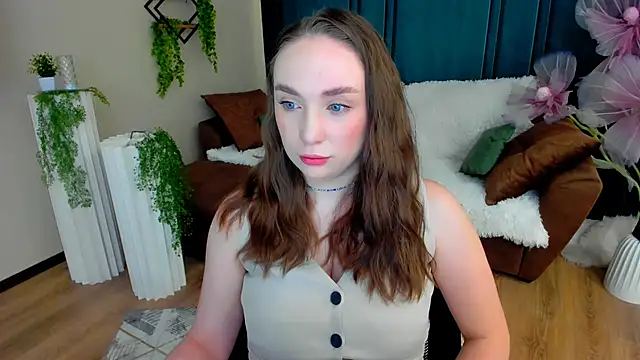 Snapshot of TrueReincarnation chatting on 13, 5, 2026 TrueReincarnation online show from 13, 5, 2026