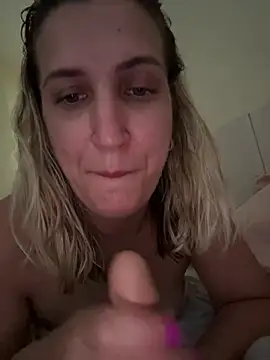 Snapshot of Bia_sexynovaes chatting on 15, 1, 2025 Bia sexynovaes online show from 15, 1, 2025