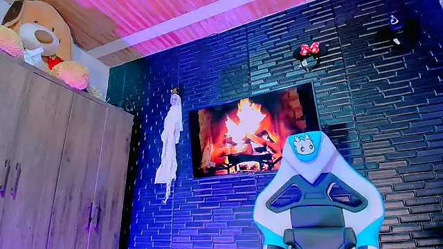 missycanoo online show from 21, 9, 2025