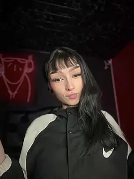 Annie LS online show from 17, 2, 2025