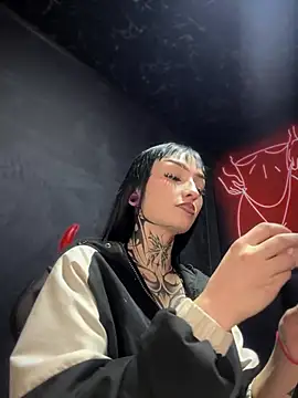 Annie LS online show from 13, 3, 2025