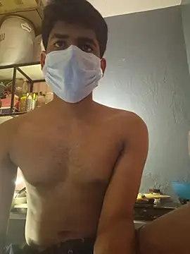 Snapshot of KissesBoyAD chatting on 18, 11, 2025 KissesBoyAD online show from 18, 11, 2025