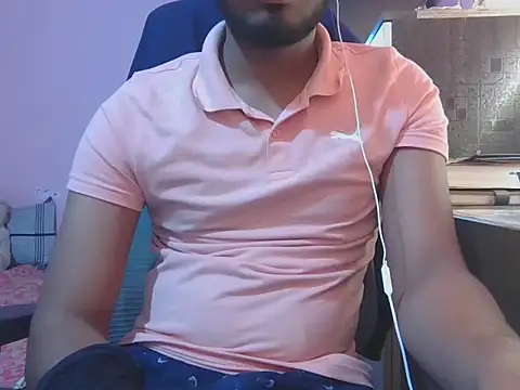 Snapshot of KissesBoyAD chatting on 7, 1, 2026 KissesBoyAD online show from 7, 1, 2026