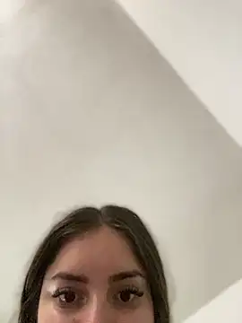 imlindapink online show from 3, 1, 2025