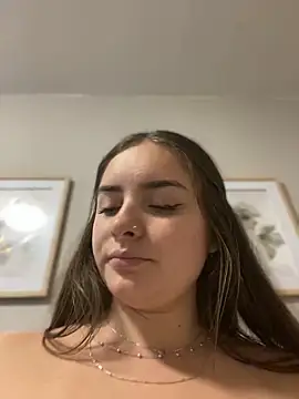 imlindapink online show from 10, 1, 2025