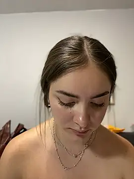 imlindapink online show from 16, 1, 2025
