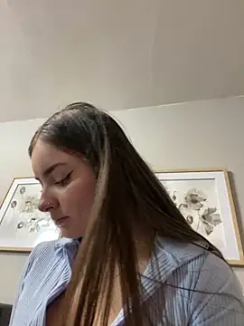 imlindapink online show from 21, 1, 2025