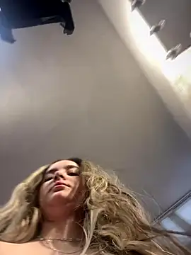 imlindapink online show from 26, 9, 2025