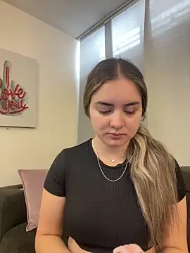 imlindapink online show from 6, 10, 2025