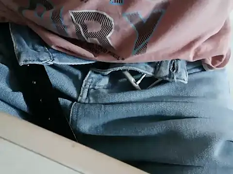 XiaoGuoGuo284512 online show from 29, 10, 2025