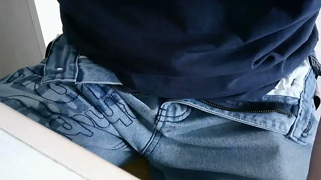 XiaoGuoGuo284512 online show from 25, 11, 2025