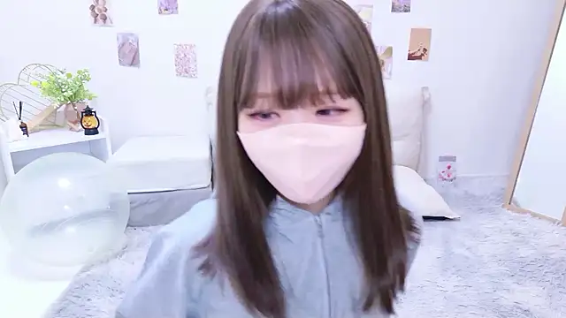 Snapshot of 328_mitsuha chatting on 5, 11, 2025 328 mitsuha online show from 5, 11, 2025