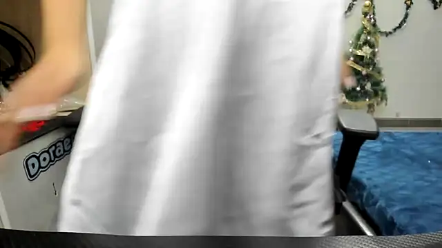 Snapshot of Hotqueensex chatting on 16, 12, 2025 Hotqueensex online show from 16, 12, 2025