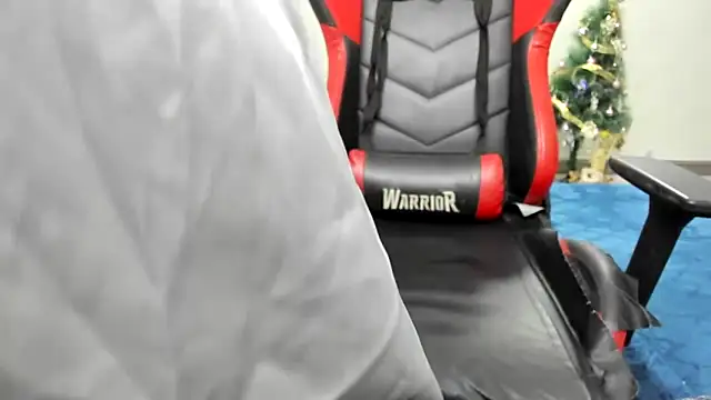 Snapshot of Hotqueensex chatting on 20, 12, 2025 Hotqueensex online show from 20, 12, 2025