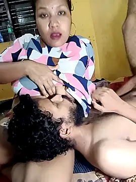 Radhikadavi879 online show from 11, 1, 2025