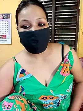 Radhikadavi879 online show from 28, 2, 2025