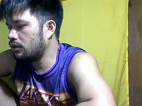 Snapshot of HairyHottestpinoyHandsome chatting on 24, 6, 2026 HairyHottestpinoyHandsome online show from 24, 6, 2026
