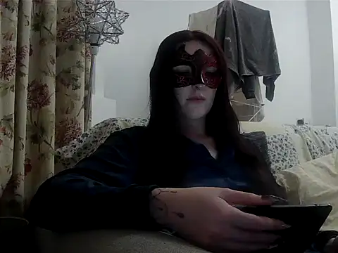 LexiSnowUK online show from 5, 2, 2026