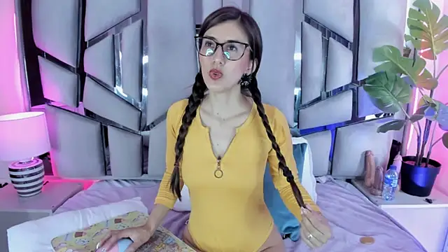 Snapshot of _jade_white_ chatting on 26, 11, 2025 jade white online show from 26, 11, 2025