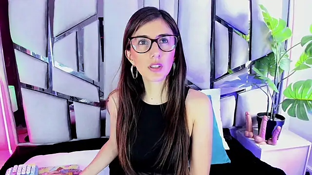 Snapshot of _jade_white_ chatting on 4, 12, 2025 jade white online show from 4, 12, 2025